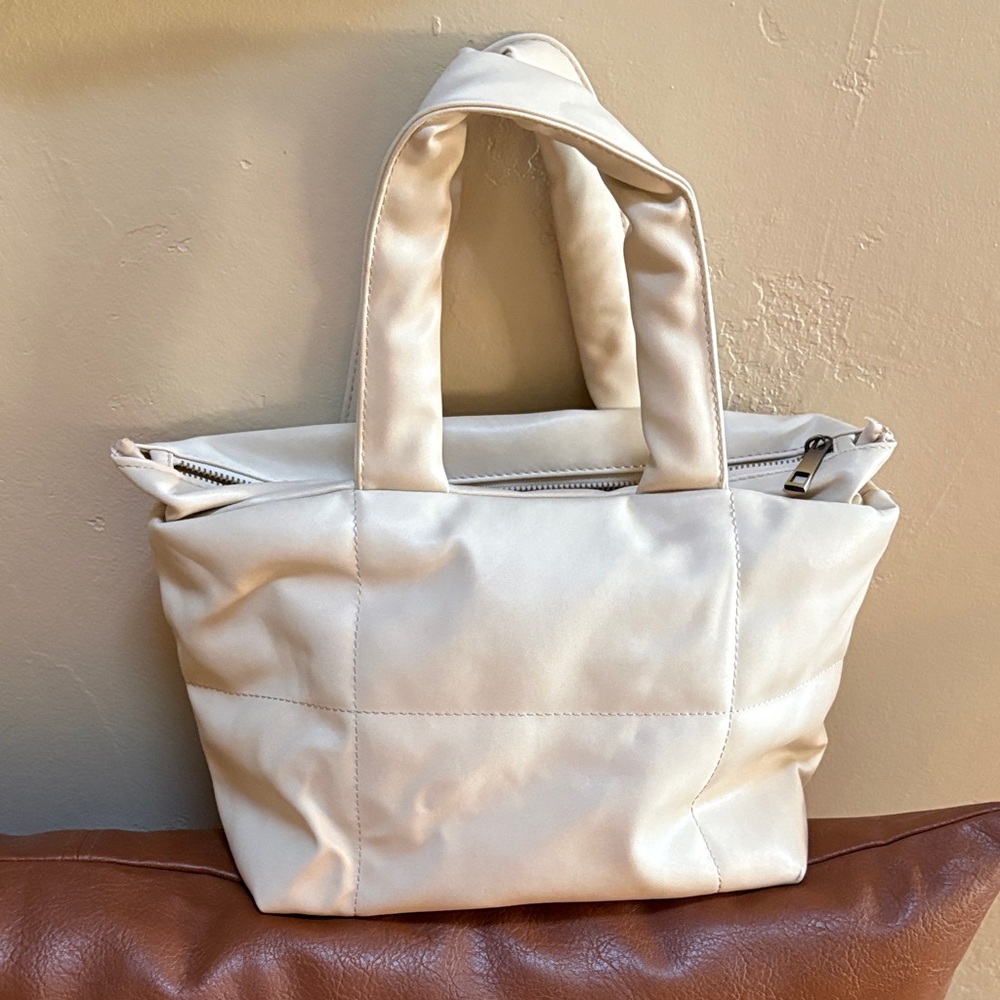 FP Mini Cloud Tote
